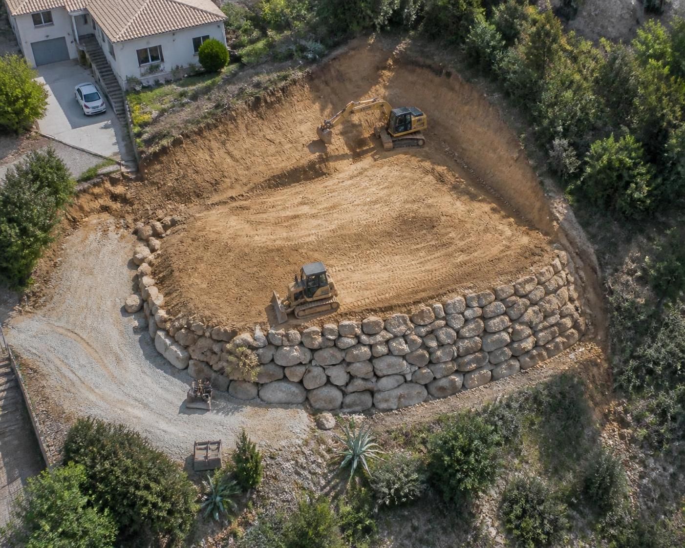 découvrez le prix du terrassement pour une maison de 150m² en 2026 et obtenez une estimation précise des coûts pour préparer votre terrain avant construction.