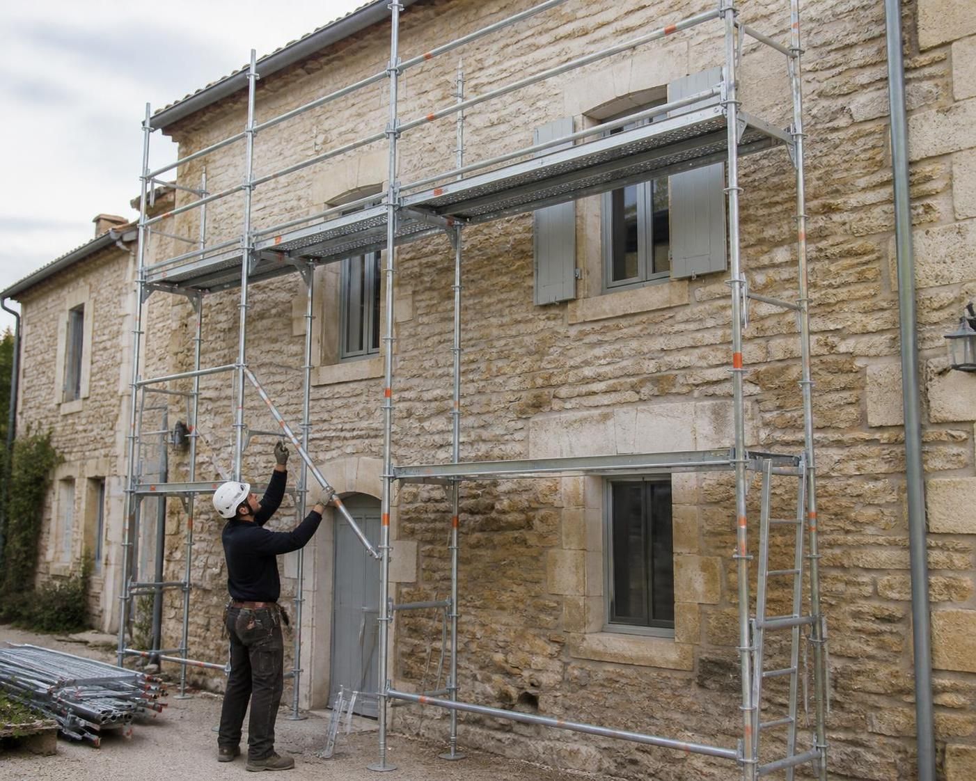 découvrez le prix au m² pour un ravalement de façade en pierre en 2026 et obtenez des conseils pour bien préparer votre projet de rénovation extérieure.