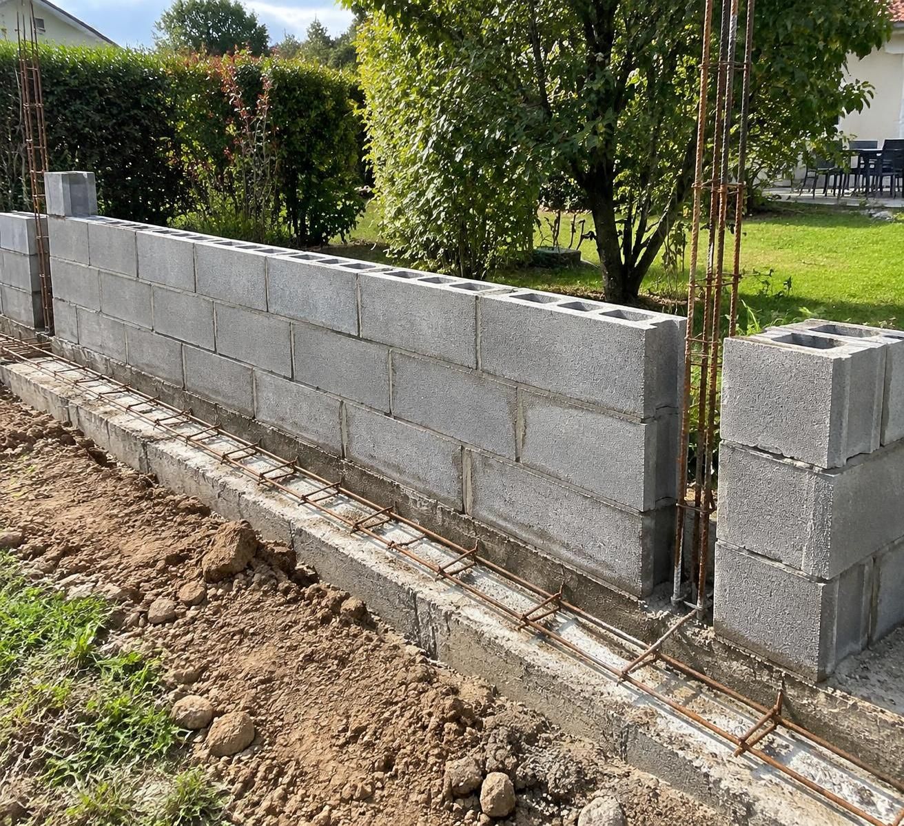 découvrez le prix des parpaings, les tarifs selon leur type et les principaux facteurs qui influencent le coût de votre projet de construction.